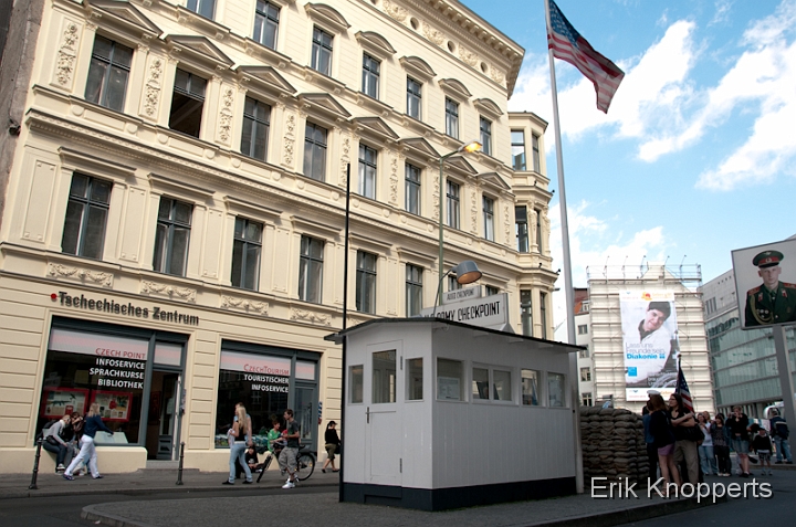 Checkpoint Charlie 2.jpg